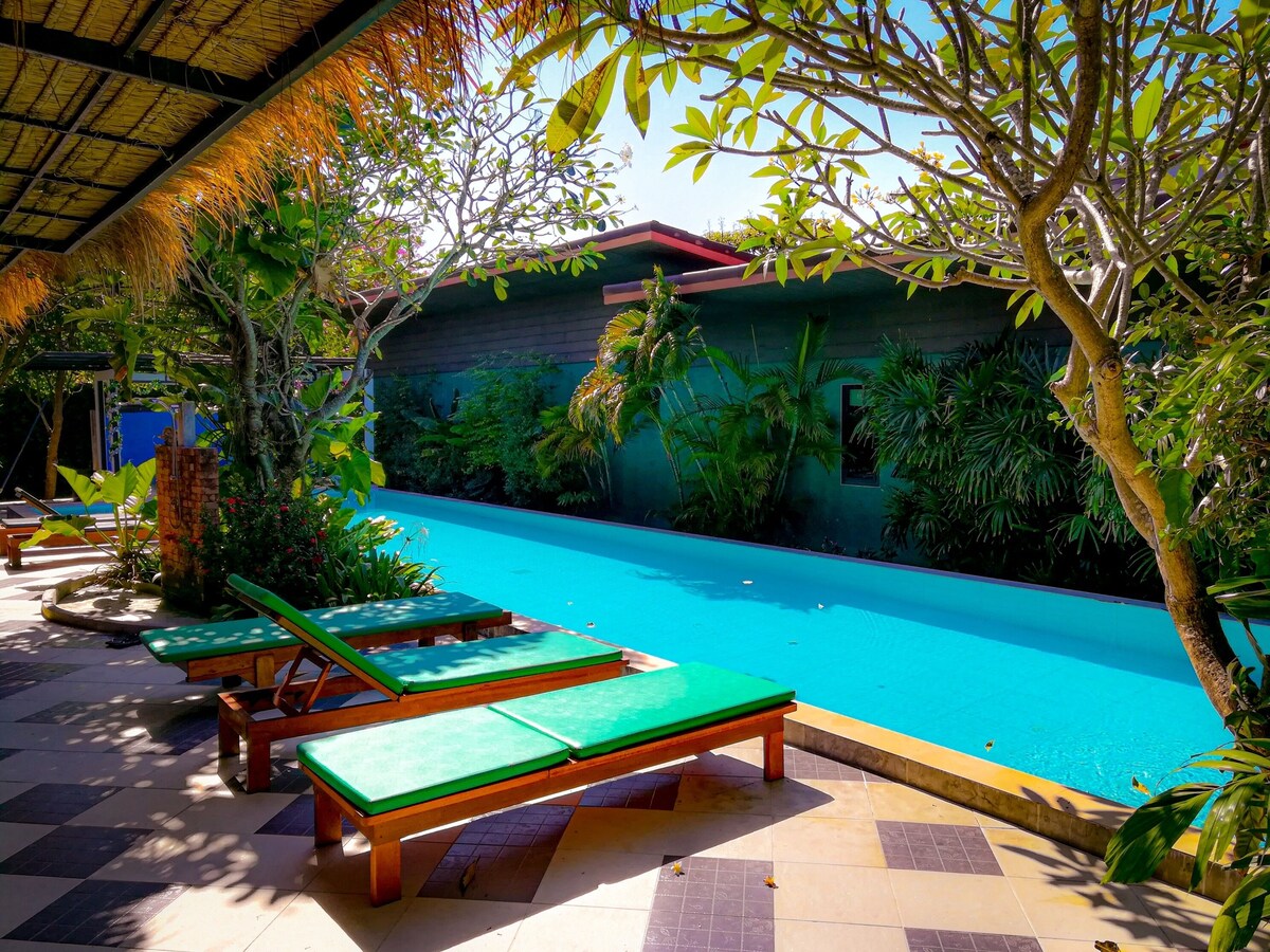 Pool